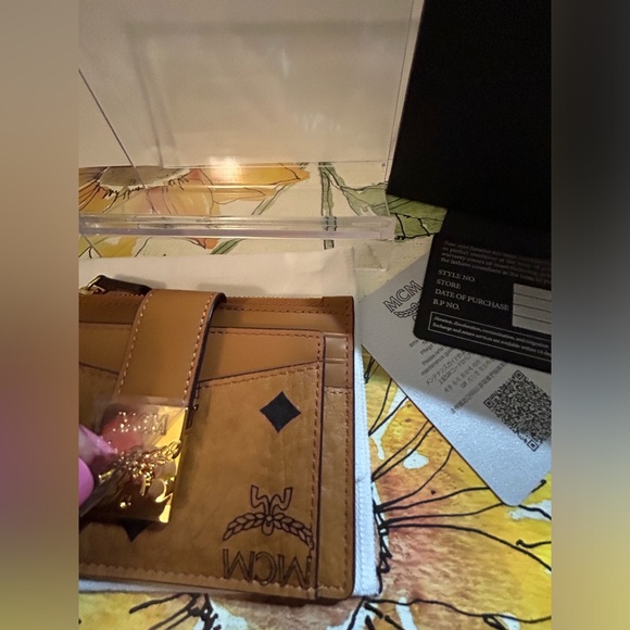 MCM Cognac Patricia Visetos Card  Case - Picture 4 of 10